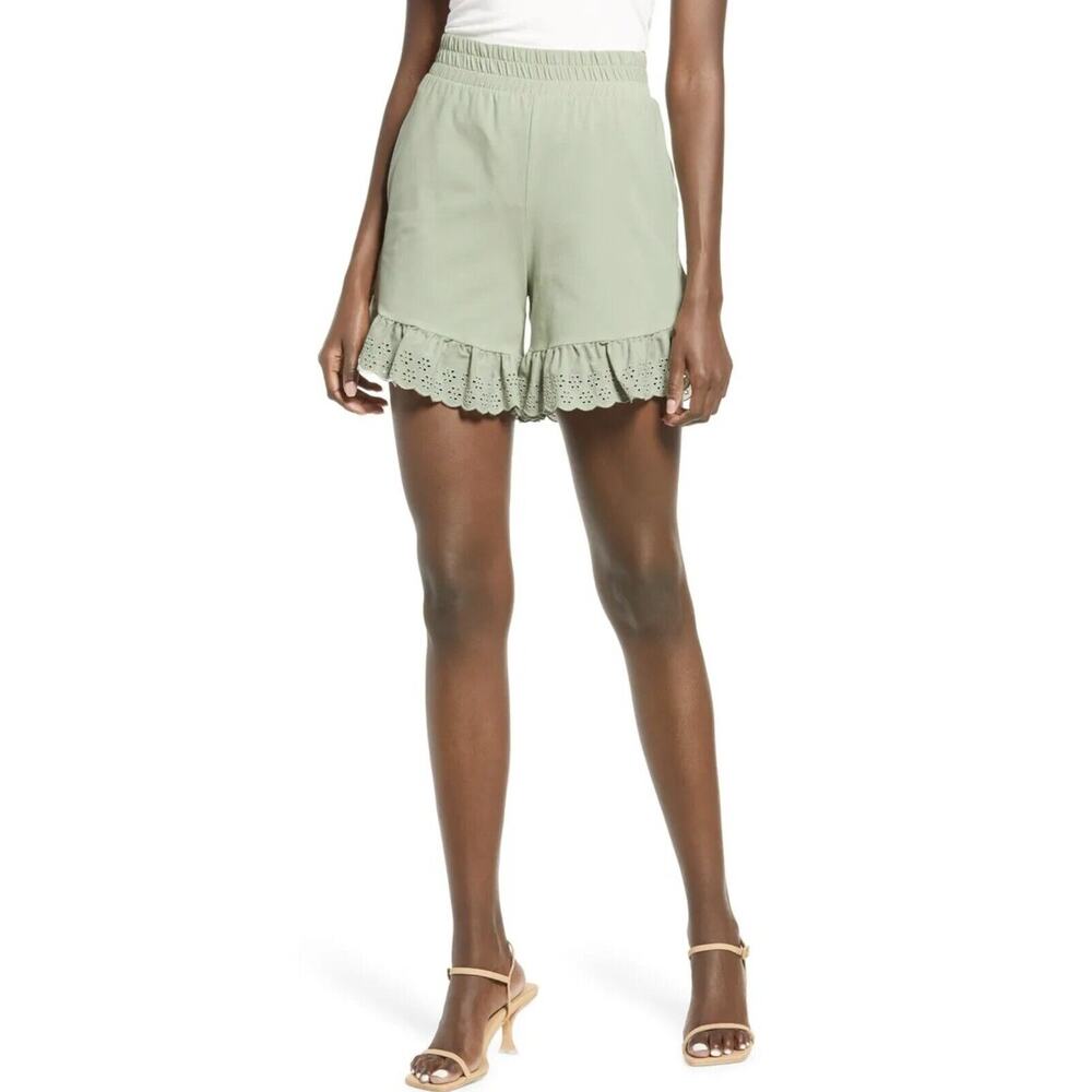 Vero Moda NWT Juna Ruffle Pull On Hi Rise Shorts Sz M Elastic Waist Sage Green